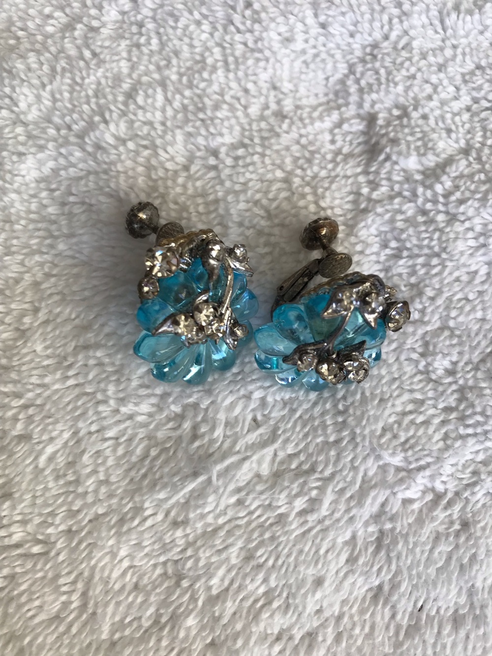 Vintage Miriam Haskell Blue Crystal Floral Screw-back Earrings